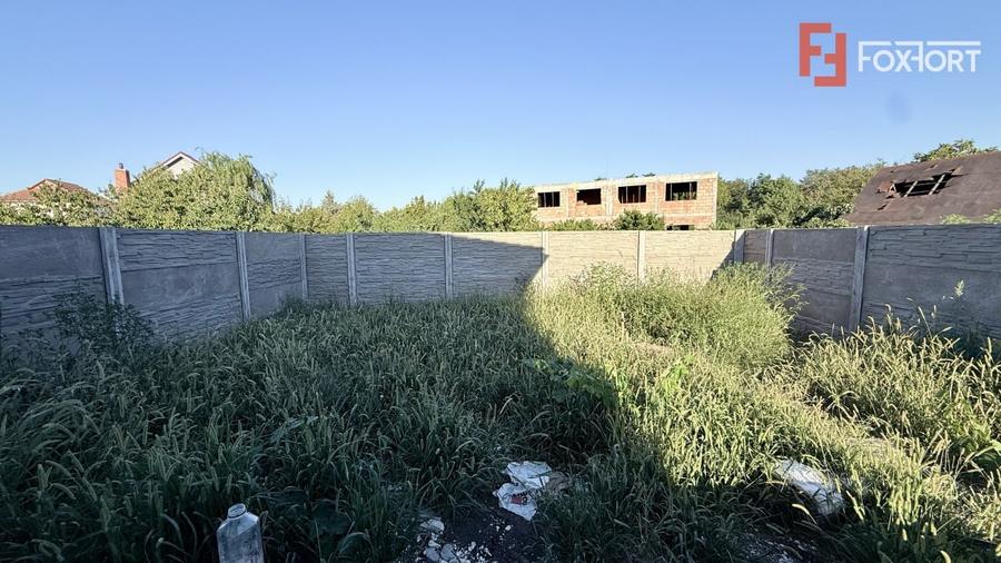 Duplex cu 3 camere cu Teren 250 Mp în Albina