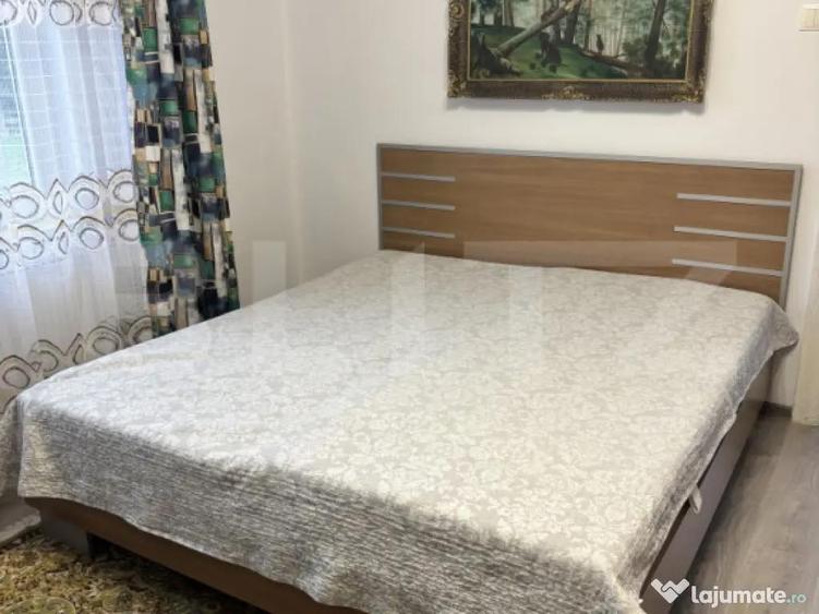 Casa de vanzare, 8 camere, 263 mp + 400 mp teren, in Cam - 10