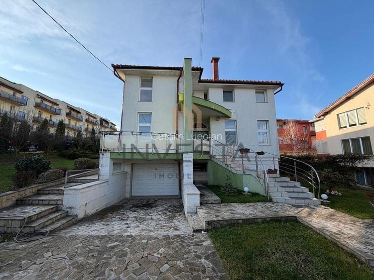 Casa spatioasa in Manastur - Locatie deosebita zona Campului