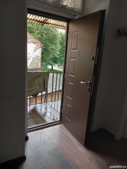 Apartament et 1 la casa zona centrala - 4