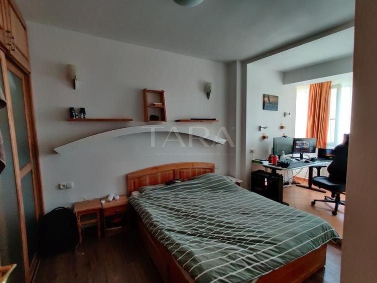 Apartament cu 4 camere decomandat, mobilat în Zorilor