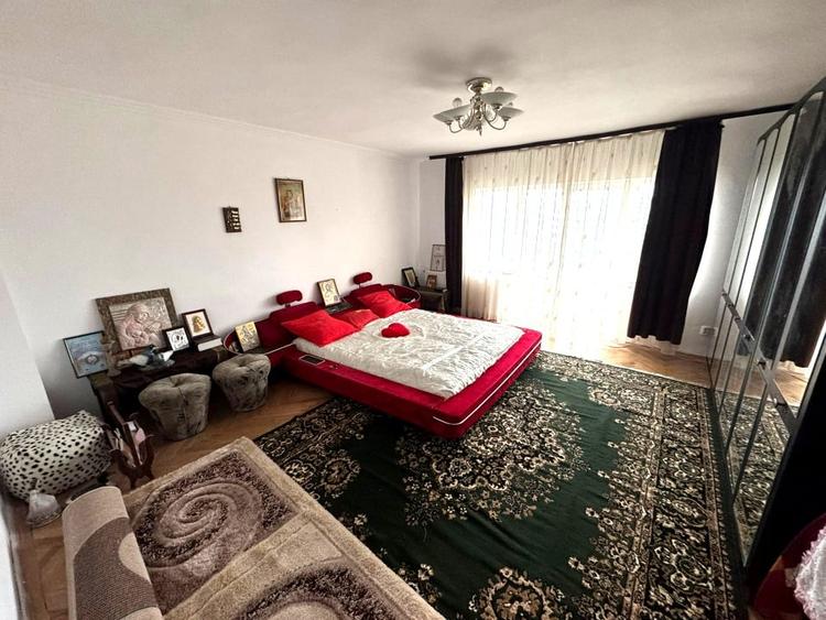 Vanzare triplex cu garaj si curte Zamca Suceava - 240mp- Oferta rara! - 13