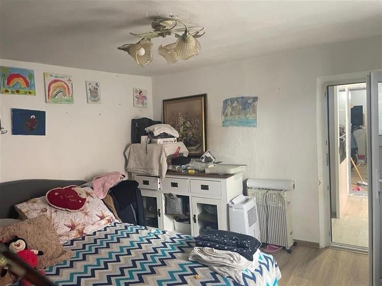 Teren intravilan 3650 mp, zona Serbanesti - 7