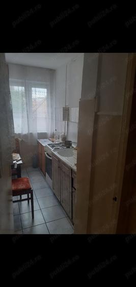 Apartament semidecomandat - 3