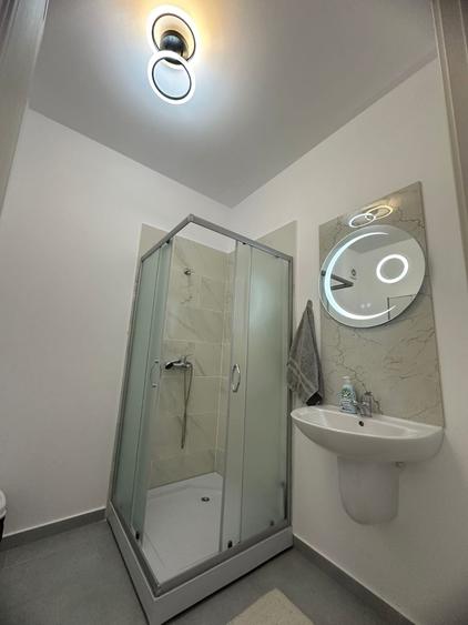 Inchiriez Garsoniera - 8