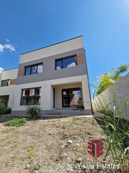 CARTIER REZIDENTIAL OVIDIU - VILA P+1 DE VANZARE - VEDERE LAC - - 1