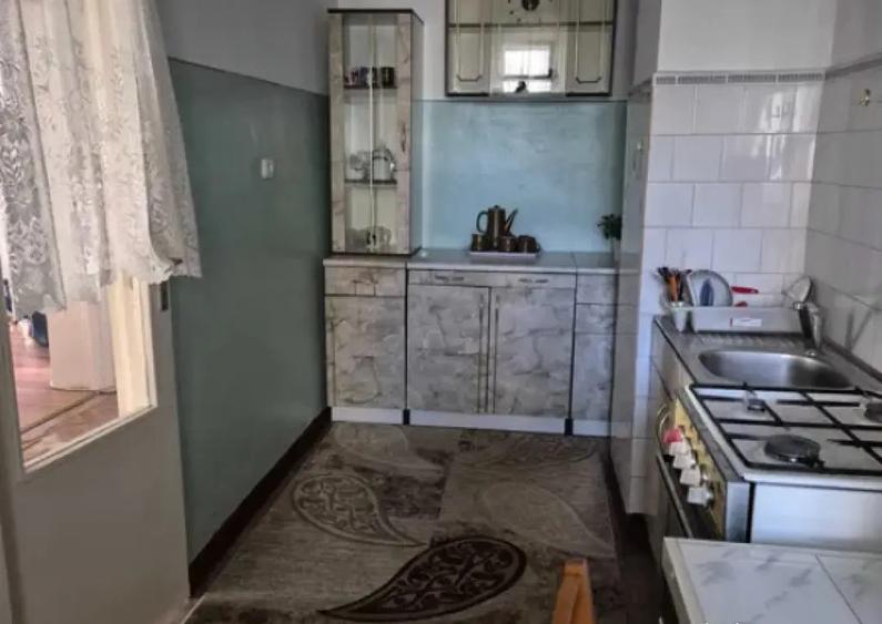 Apartament Cu 3 Camere Decomandate Zona Marasesti - 8