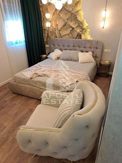 Penthouse de lux,cu 3 camere,terasa 70 mp,nou,Calea Lipovei - 17