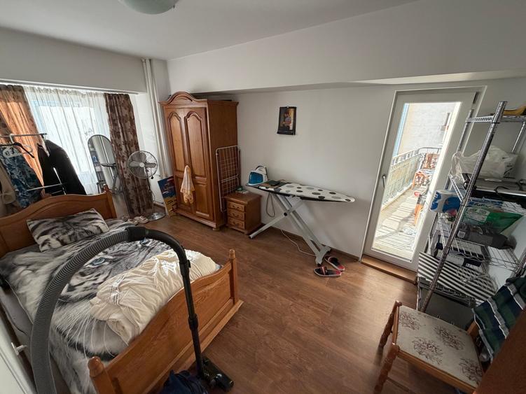 Calea Calarasilor Stradal 5 Camere - 20