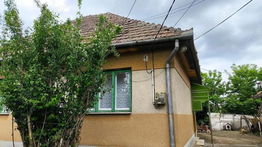 Casa de vanzare la Sannicolau Mare - 2