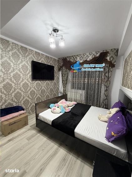 Casă cu 4 camere cu Teren 200 Mp în Central