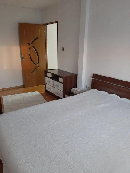Apartament cu 2 camere decomandat în Dâmbovița