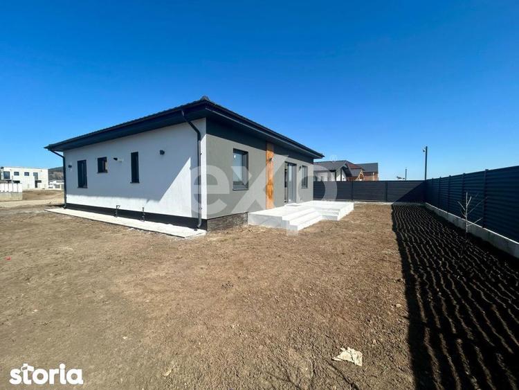Casă cu 4 camere cu Teren 500 Mp în Sânpetru