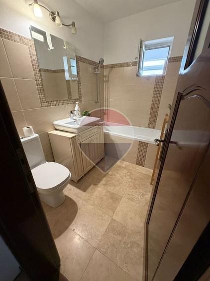 Apartament cu 3 camere decomandat în Brazda lui Novac