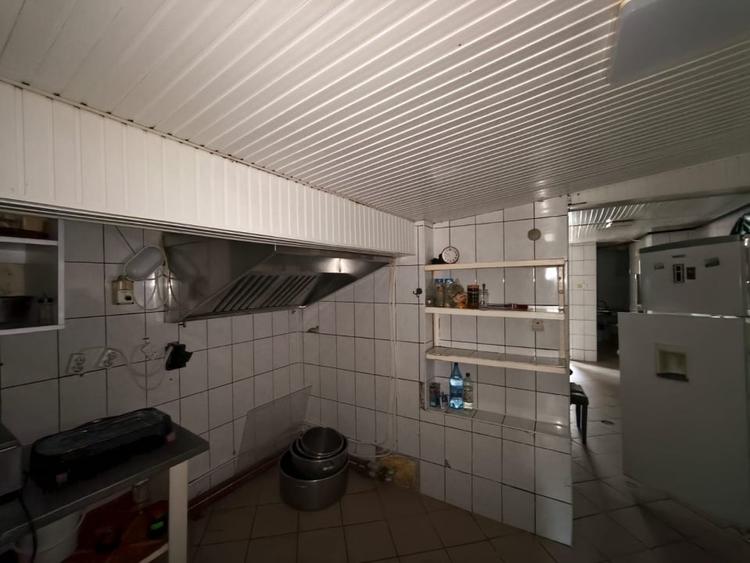 Spațiu comercial, de 105 mp, în Siret