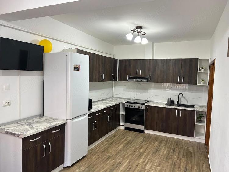 Apartament cu 3 camere decomandat în Chișoda