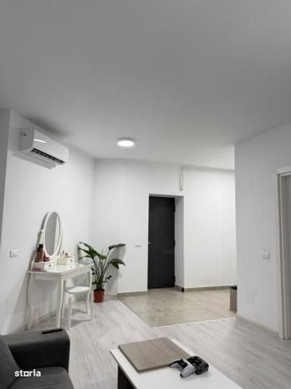 Apartament cu 2 camere semidecomandat în Mihai Bravu
