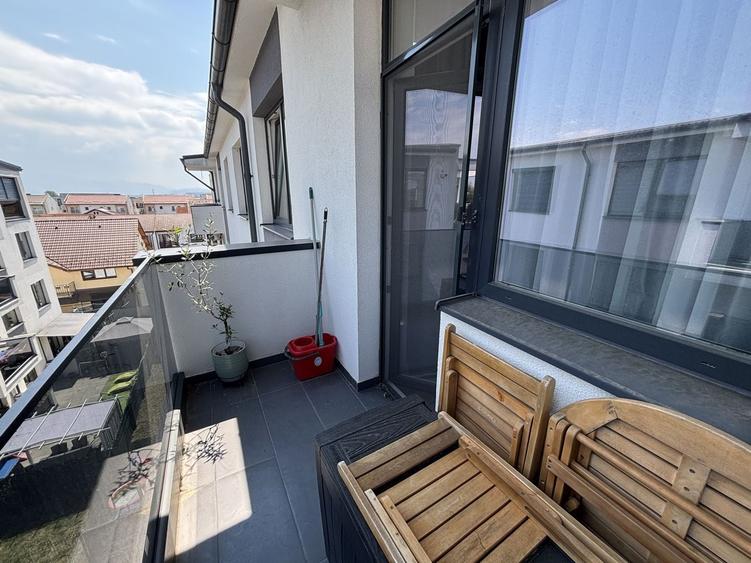 Apartament cu 3 camere decomandat în Șelimbăr
