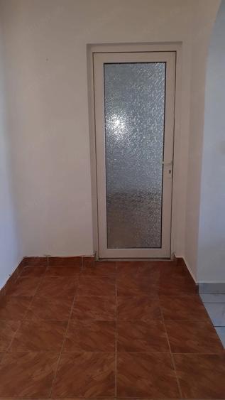 Apartament cu 2 camere decomandat în Soarelui