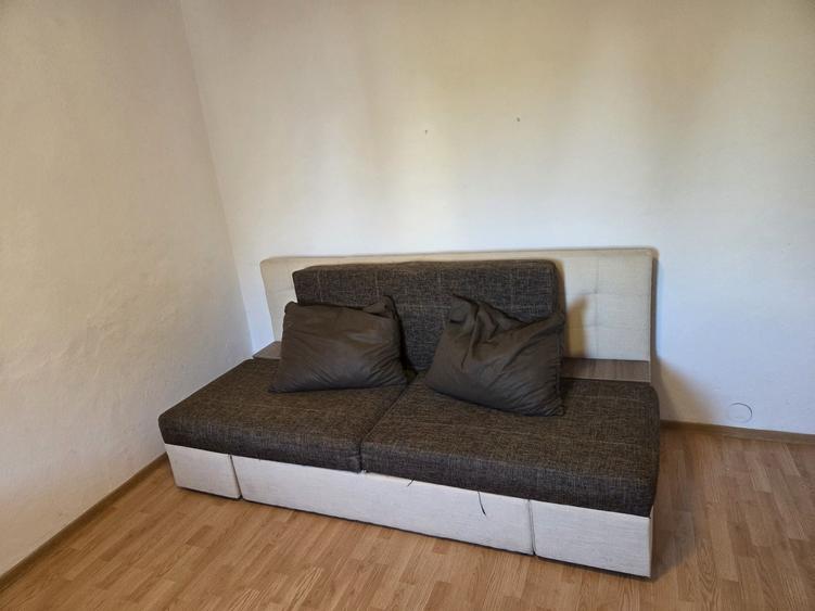 Garsonieră decomandată în Central