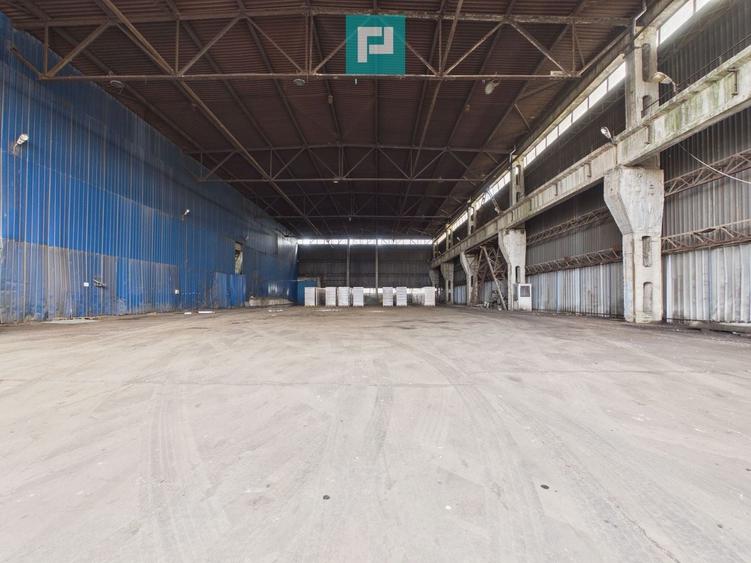 Spațiu industrial, de 1,916 mp, în UTA