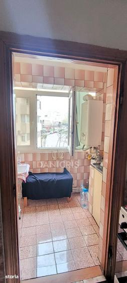 Apartament cu 3 camere decomandat în ICIL