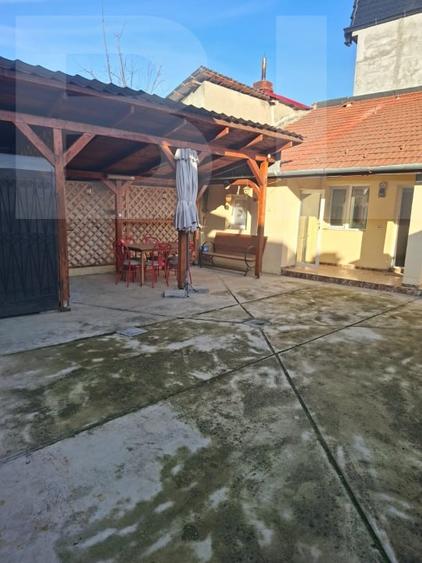 Casă individuală cu 4 camere cu Canalizare în Lugoj