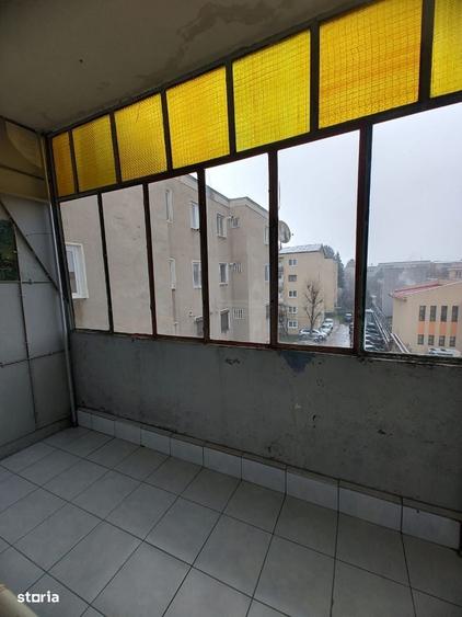 Apartament cu 3 camere în Gojdu