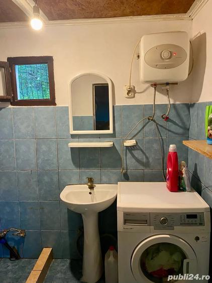 Casă cu 4 camere cu Teren 2215 Mp în Uileacu de Munte