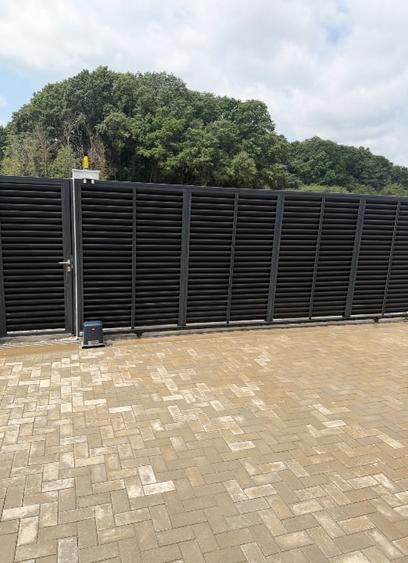 Casă individuală cu 4 camere cu Canalizare în Corbeanca