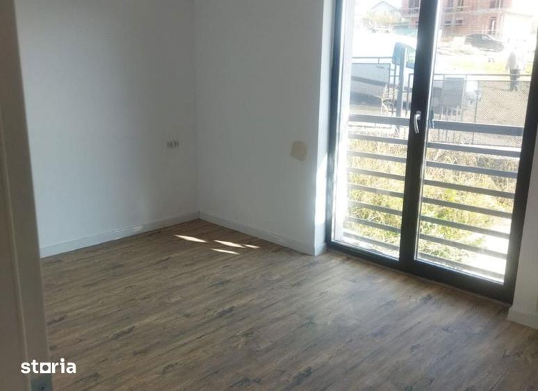 Casă cu 4 camere cu Teren 420 Mp în Miroslava