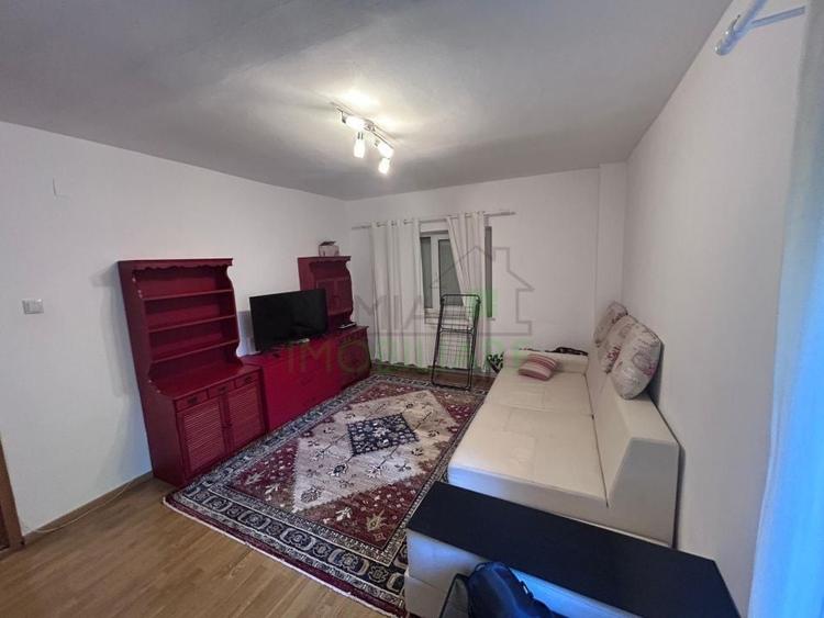 Apartament cu 2 camere decomandat, mobilat în Răcădău
