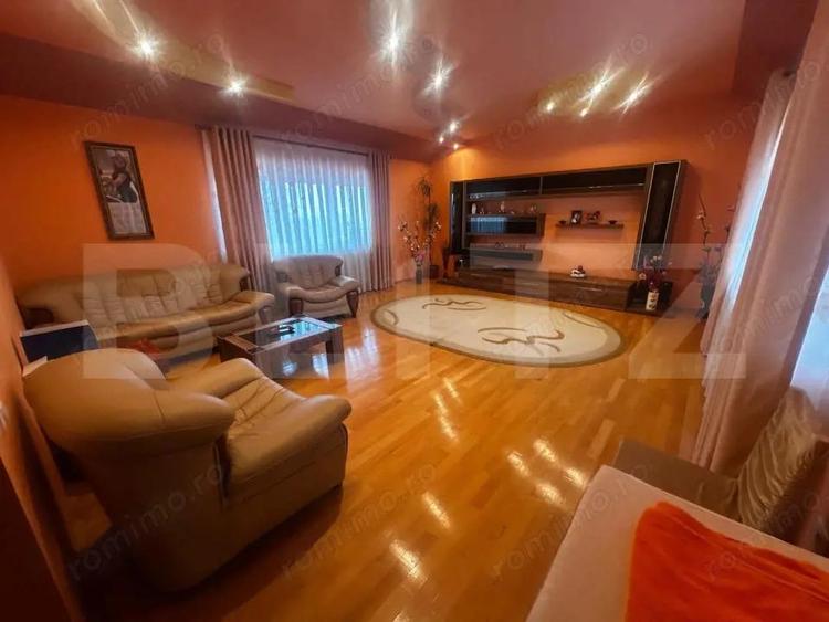 Casa spa?ioasa, aproape de centru, intr-o zona excelenta din Sebe? - 2