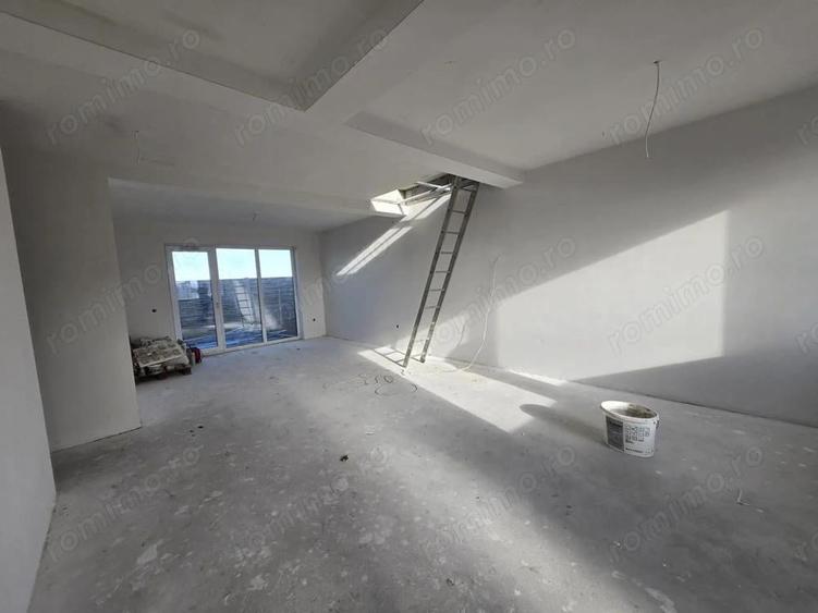 Triplex 3 camere, 2 locuri de parcare, Sananadrei - 7