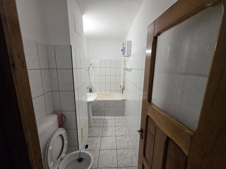 Vand apartament 2 camere decomandat - 7
