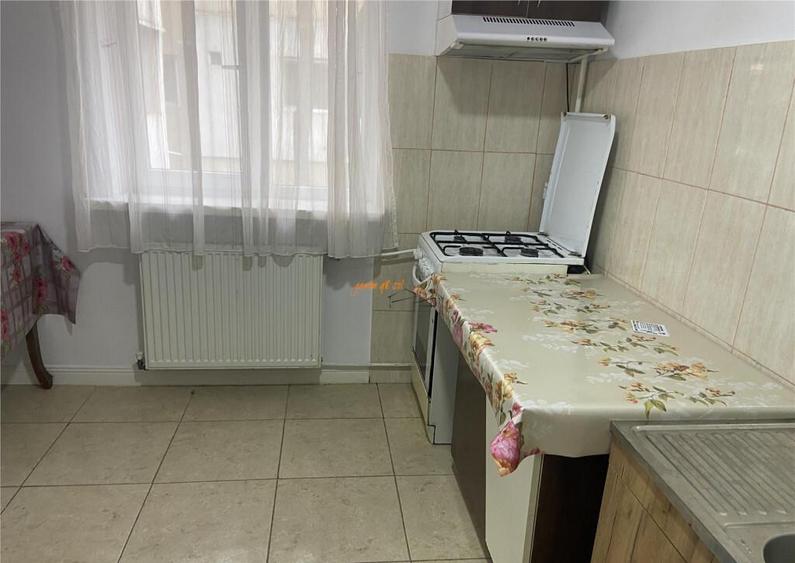Apartament 2 camere , et 1/4 , ultracentral -Piata Moldovei - 6