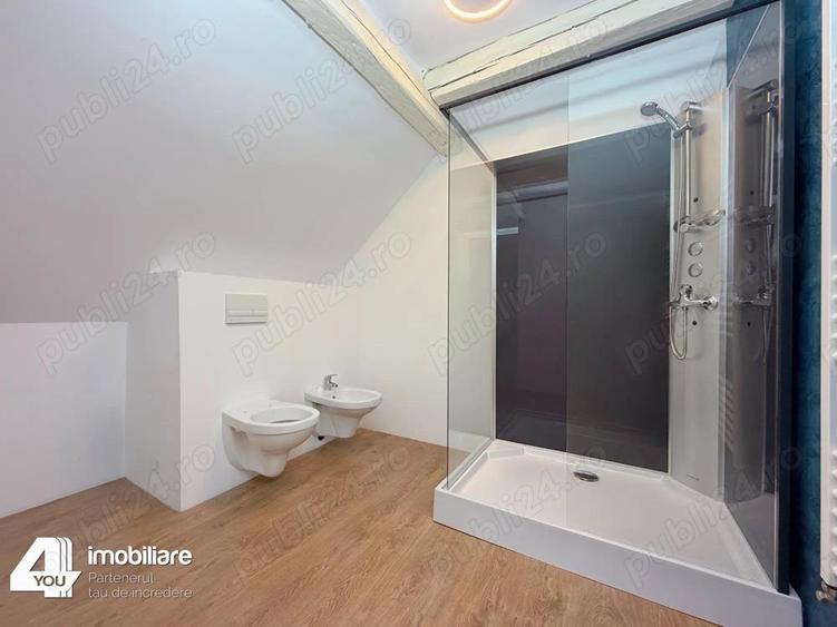 Casa S+P+M zona Ultracentrala la curte cu 2 vecini, recent renovata - 11