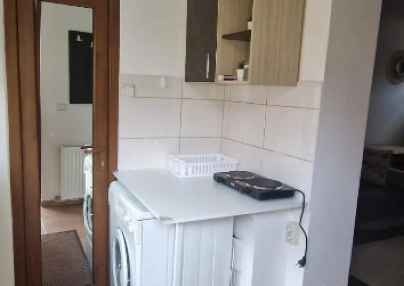 proprietar inchiriez o camera la casa - 8