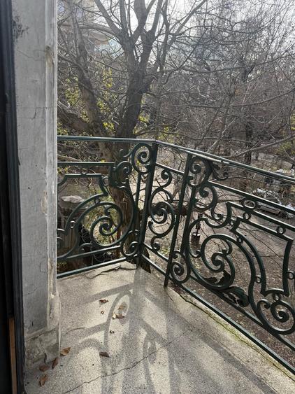 Vila Ion Voicu de vanzare - partial - etaj 1 si mansarda - Parcul Ioanid - 6