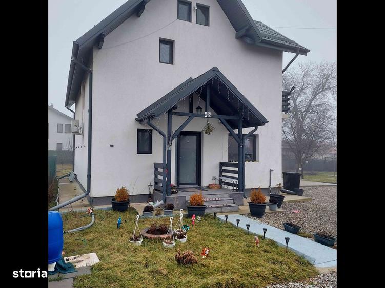 Casa de vanzare, 4 camere, zona montana - 18
