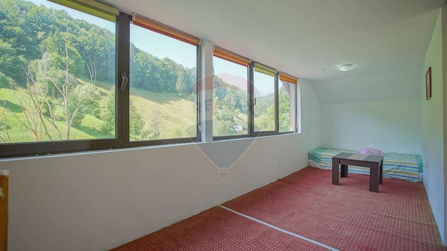 Pensiune in Moieciu de Jos, investitie cu potential turistic ridicat! - 48