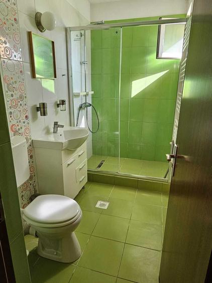 Casa cu suflet 5 camere, Ghencea - Latin, Curte 200mp. Parcare - 1