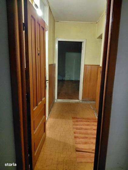 Apartament decomandat 3 camere Zona Hotel Traian - 8