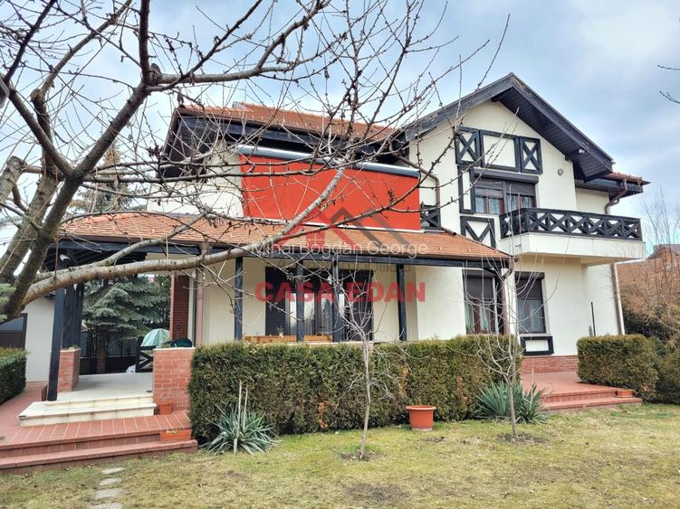 ●Casa in Breaza---330.000e●