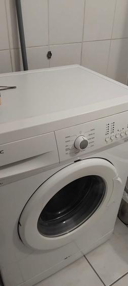 Proprietar inchiriez ap 2 cam langa Medicina - 7