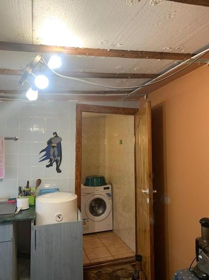 Casă cu 6 camere cu Teren 400 Mp în Central