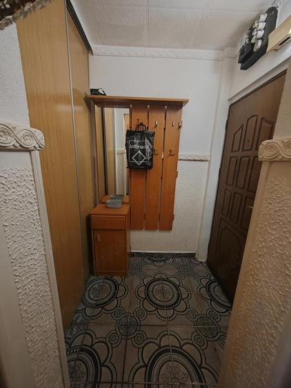 Apartament 3 camere, decomandat - 9