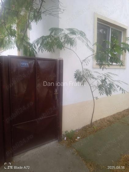Casa de vanzare cu osprafata utila de240m patra?i anexe hala de cereale 540mpatrati grajd animpasari Casa de vanzare cu osprafata utila de240m patra?i anexe hala de cereale 540mpatrati grajd animpasari