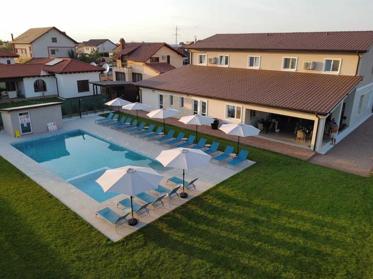 De inchiriat Restaurant, terasa si piscina - 2