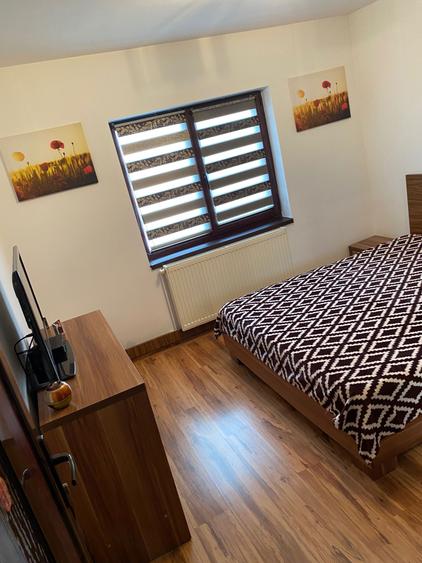 Vand apartament 3 camere decomandat zona centrala, langa Piata Mare, Targu Jiu - 4